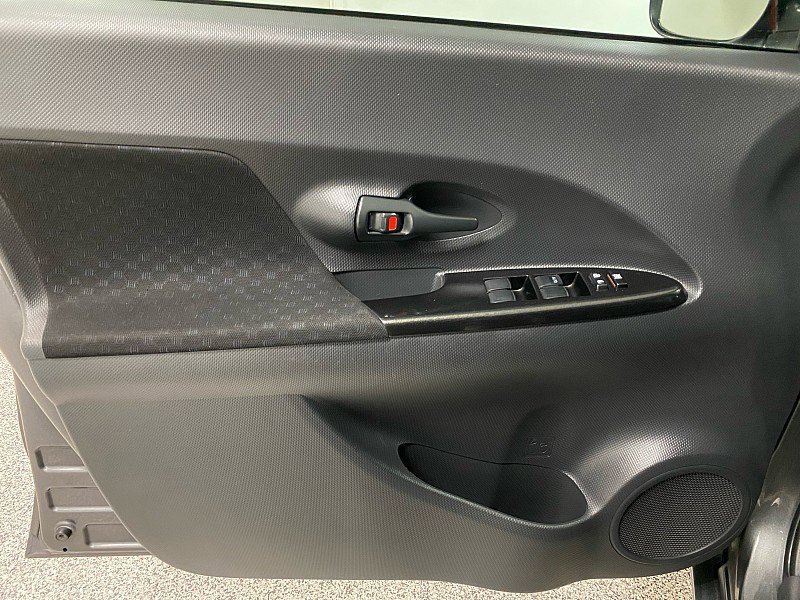 Used 2009 Scion xD image 9