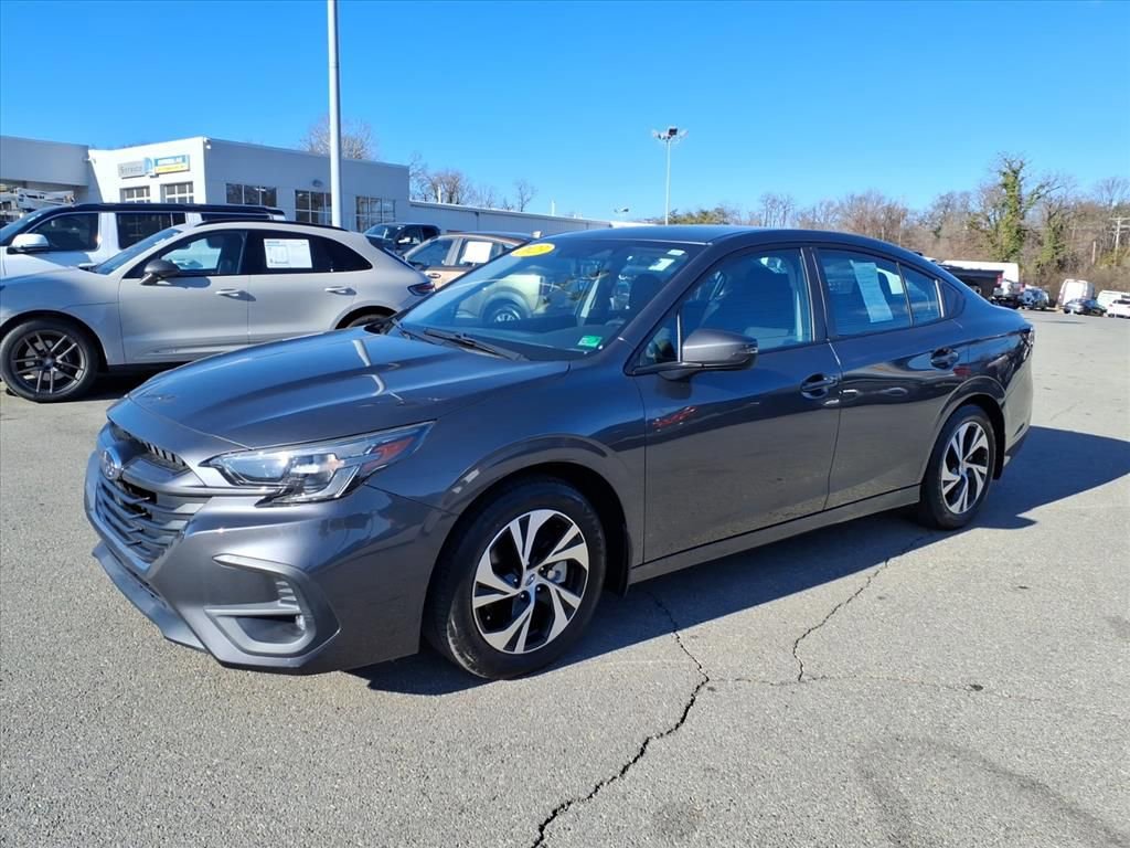 Used 2023 Subaru Legacy Premium image 8