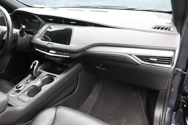 Used 2023 Cadillac XT4 Premium Luxury w/ Cold Weather Package FWD image 35