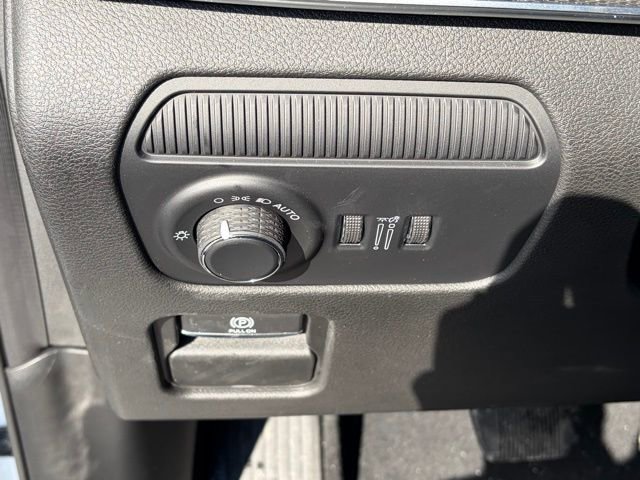 New 2026 Jeep Grand Wagoneer L Summit image 26