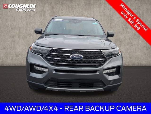 Used 2023 Ford Explorer XLT w/ Equipment Group 202A AWD/4WD image 2