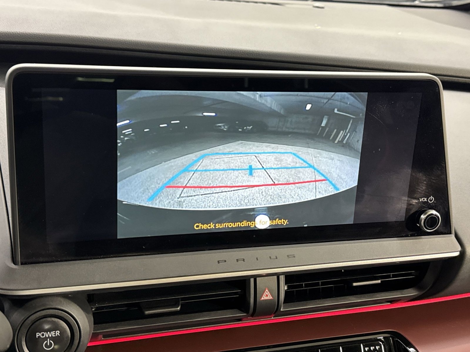 Used 2024 Toyota Prius Prime FWD image 31