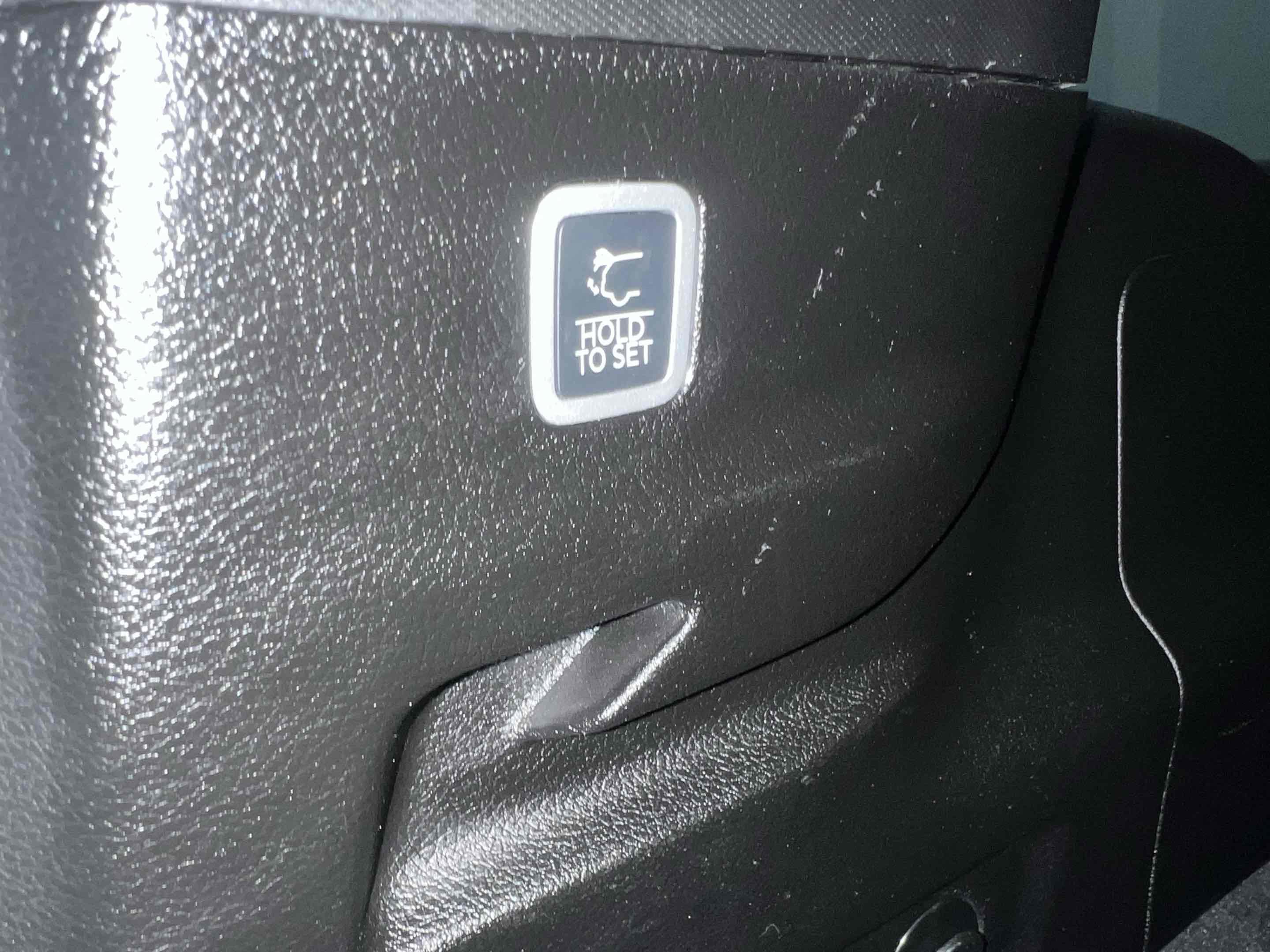 Used 2023 Jeep Grand Wagoneer L Series III image 12