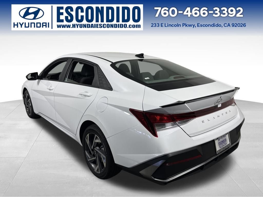 New 2025 Hyundai Elantra Sport image 3
