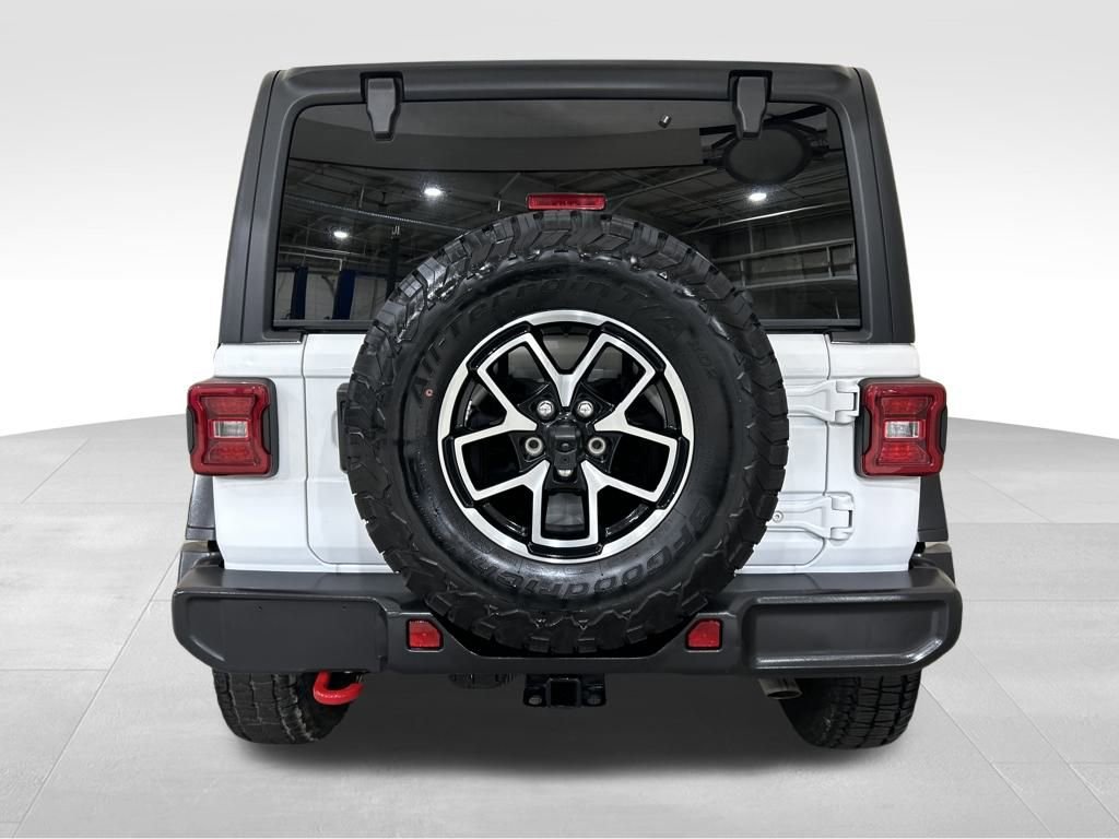 Used 2024 Jeep Wrangler Unlimited Rubicon image 4