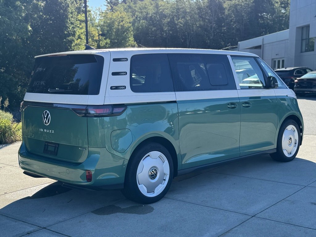 New 2025 Volkswagen ID. Buzz 1st Edition image 8