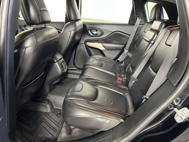 Used 2018 Jeep Cherokee Limited AWD/4WD image 14