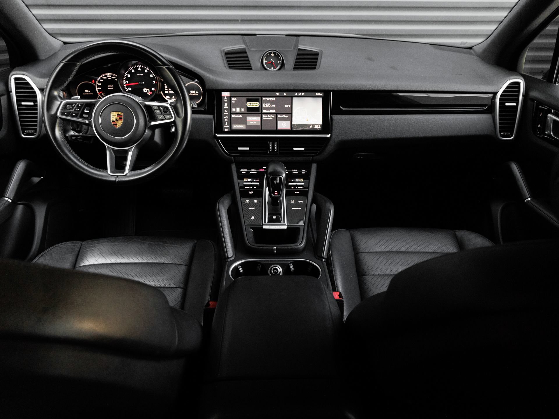 Certified 2020 Porsche Cayenne AWD/4WD image 15