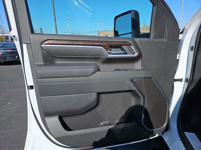 New 2026 GMC Sierra 2500 SLE w/ SLE Value Package; image 12
