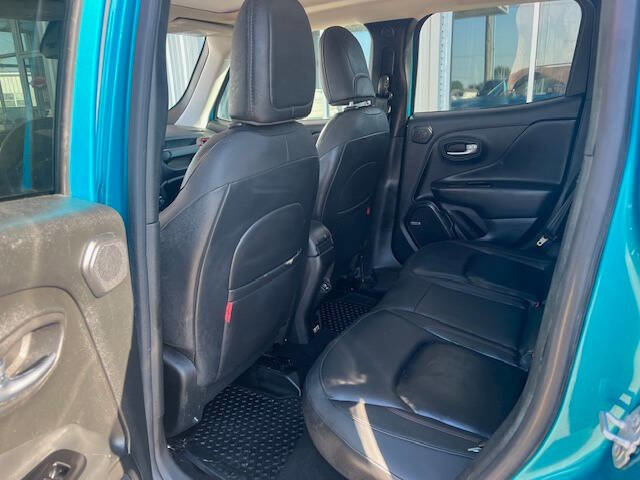 Used 2021 Jeep Renegade Trailhawk w/ Sun & Sound Group image 5
