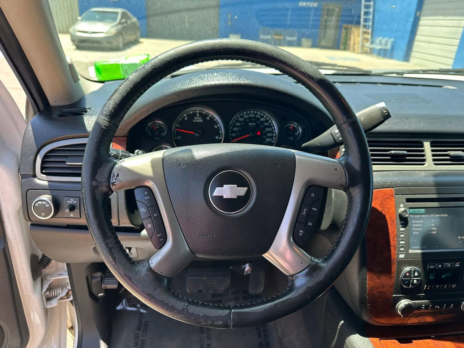 Used 2012 Chevrolet Suburban LTZ RWD image 14