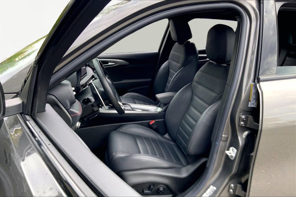 Used 2024 Dodge Hornet R/T Plus w/ Tech Pack Plus w/o Parking image 15