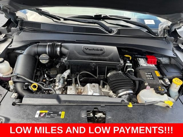 Used 2023 Jeep Compass Latitude AWD/4WD image 11