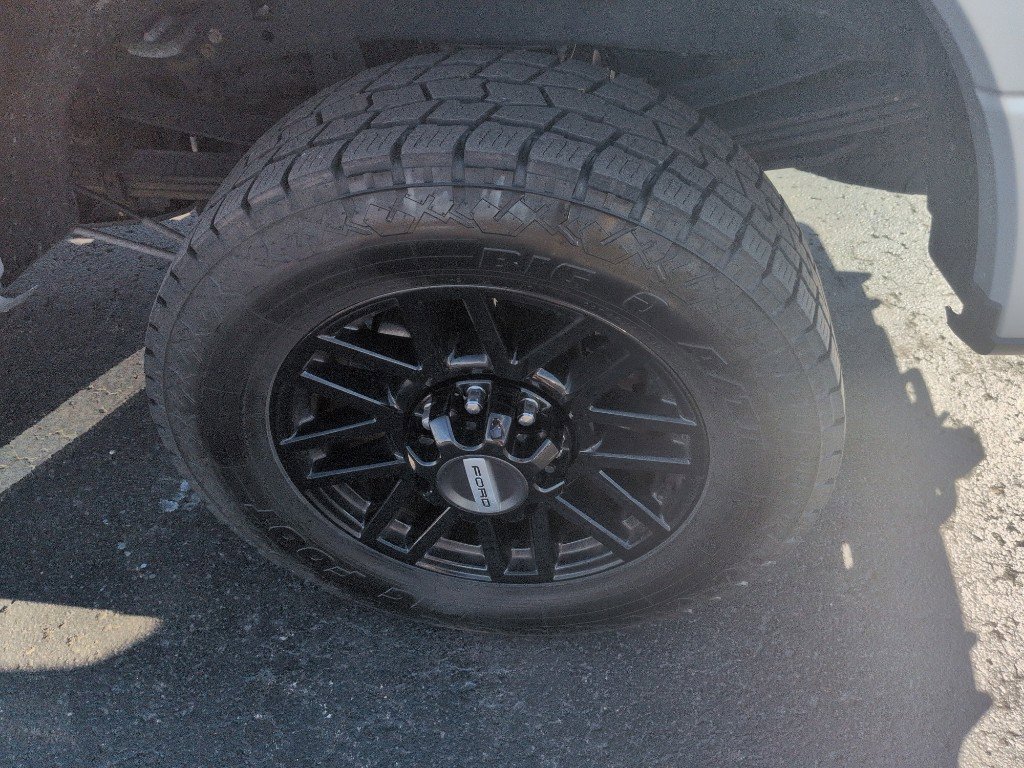 Used 2019 Ford F350 Lariat w/ Lariat Ultimate Package image 6