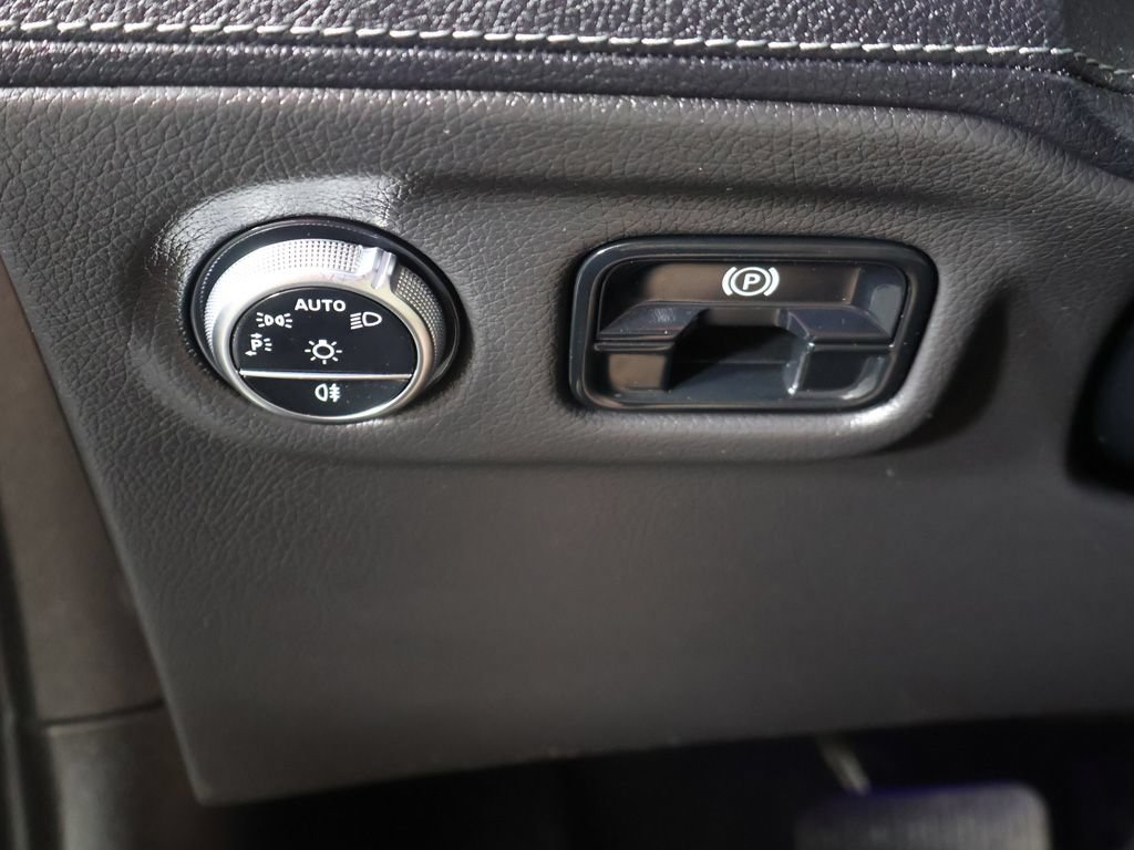 Used 2023 Mercedes-Benz EQE 350+ 4MATIC SUV image 38