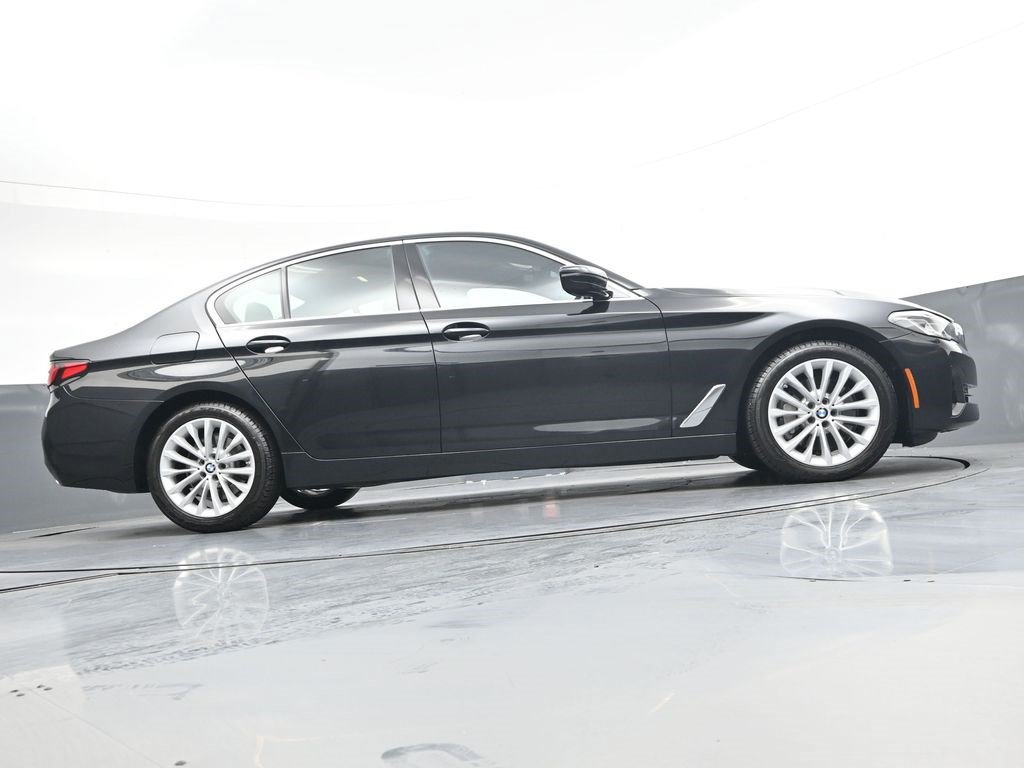 Used 2023 BMW 530i xDrive w/ Premium Package AWD/4WD image 27