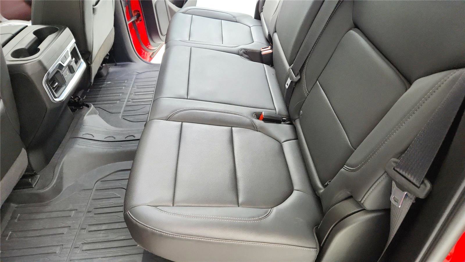 Used 2020 GMC Sierra 1500 SLT image 28