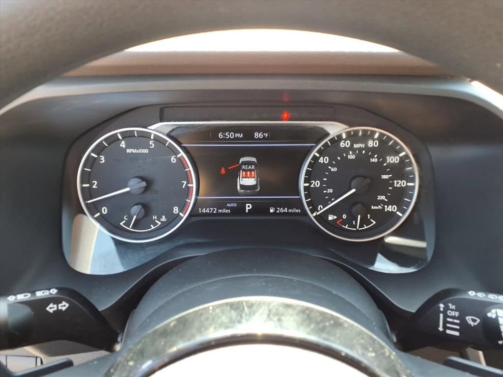 Used 2023 Nissan Rogue SV AWD/4WD image 18