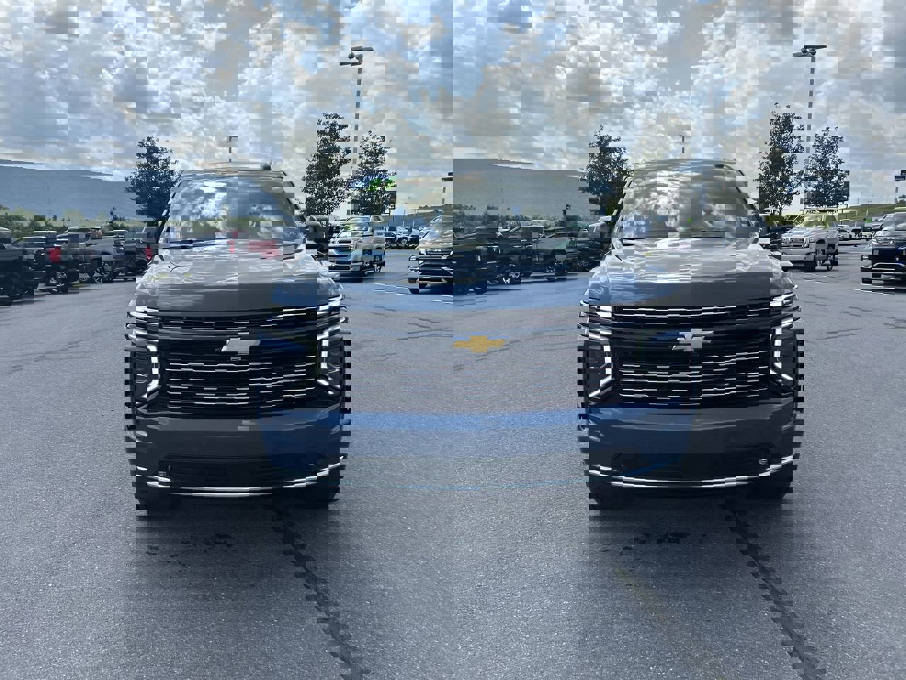 New 2025 Chevrolet Suburban High Country video 2