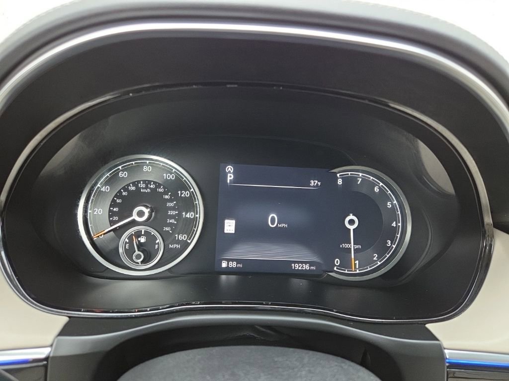 Used 2025 Genesis GV70 3.5T Sport w/ Sport Advanced Package image 35