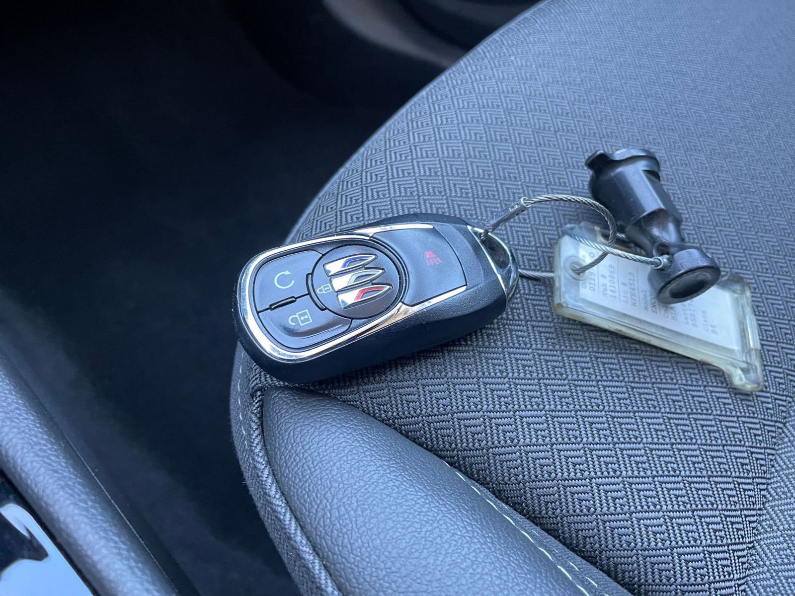 Used 2025 Buick Encore GX Preferred image 21