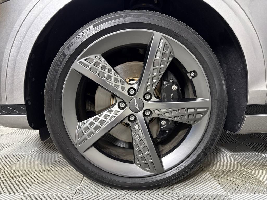 Used 2022 Genesis GV70 3.5T Sport w/ Sport Prestige Package AWD/4WD image 24