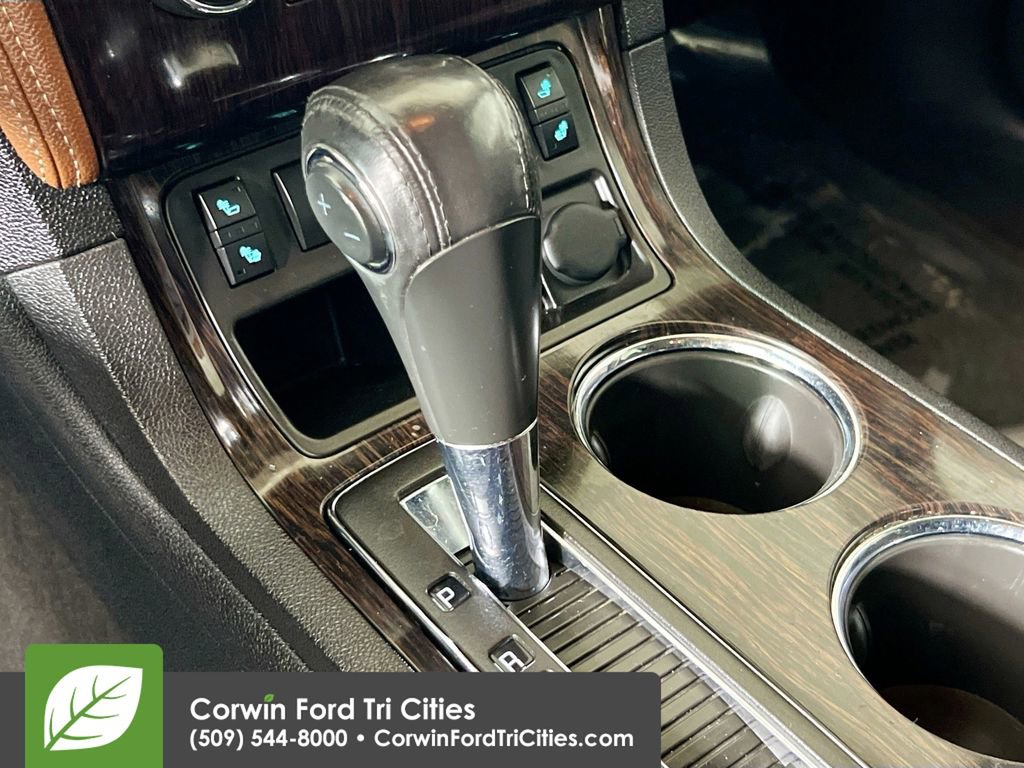 Used 2015 Chevrolet Traverse LT w/ Style and Technology Package image 10