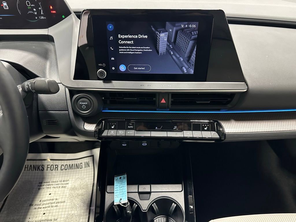 Used 2025 Toyota Prius XLE image 24