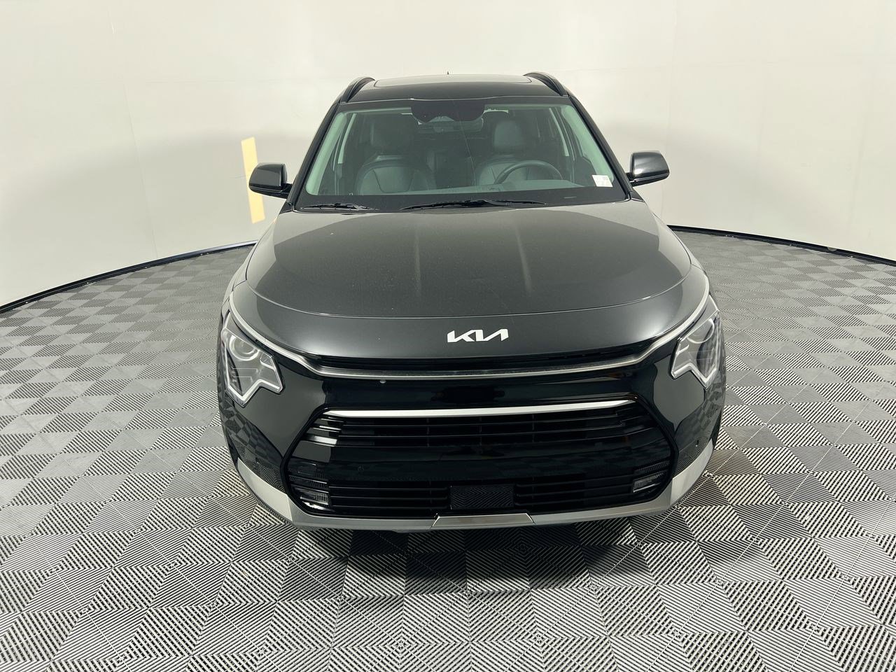 New 2025 Kia Niro SX image 11