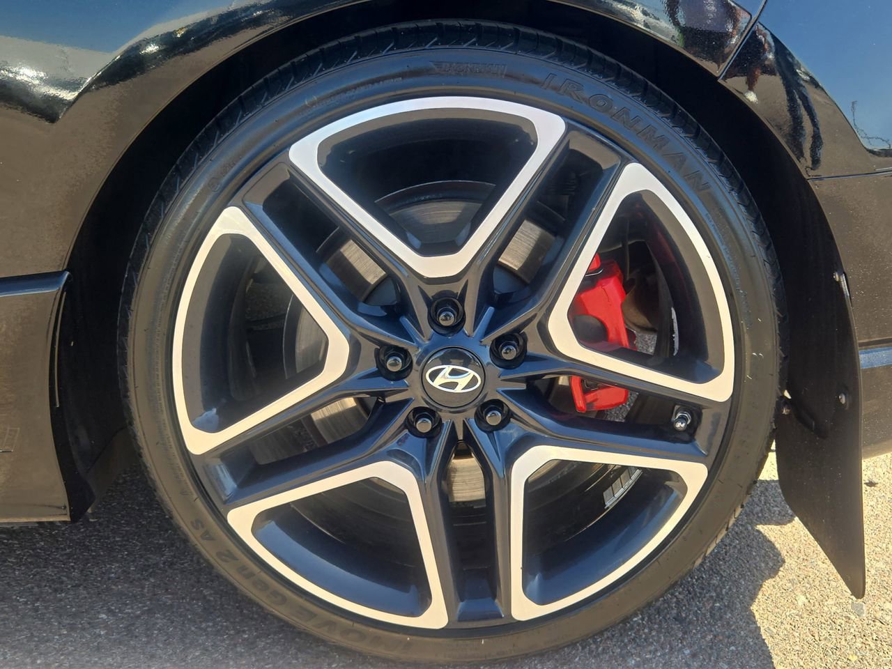 Used 2019 Hyundai Veloster N N w/ Performance Package image 31