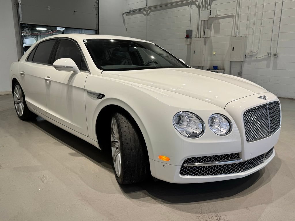 Used 2018 Bentley Flying Spur V8 AWD/4WD image 3