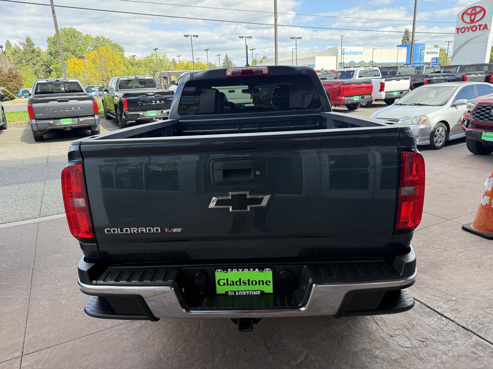 Used 2019 Chevrolet Colorado W/T w/ WT Convenience Package RWD image 5