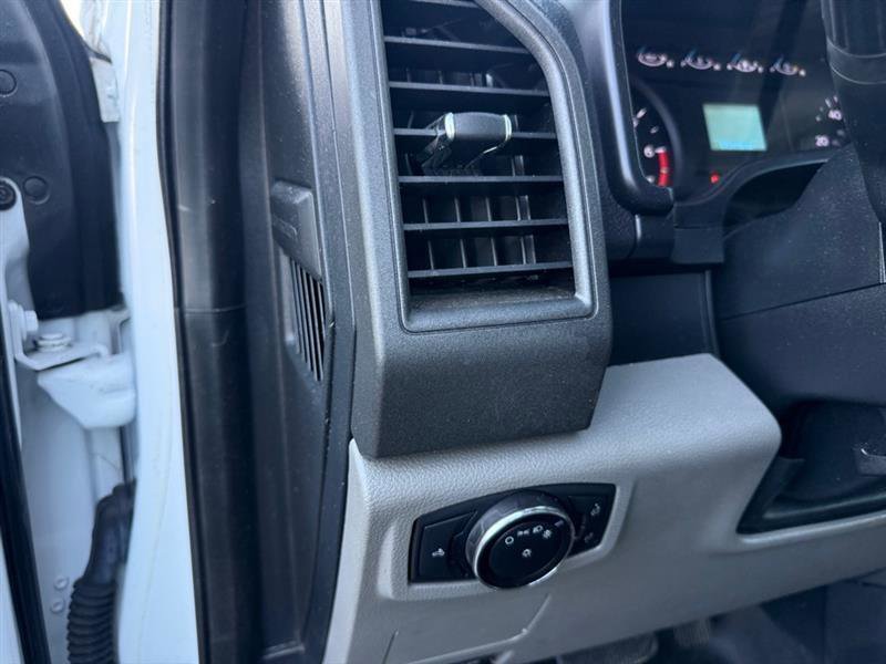 Used 2017 Ford F250 XL w/ Power Equipment Group image 33