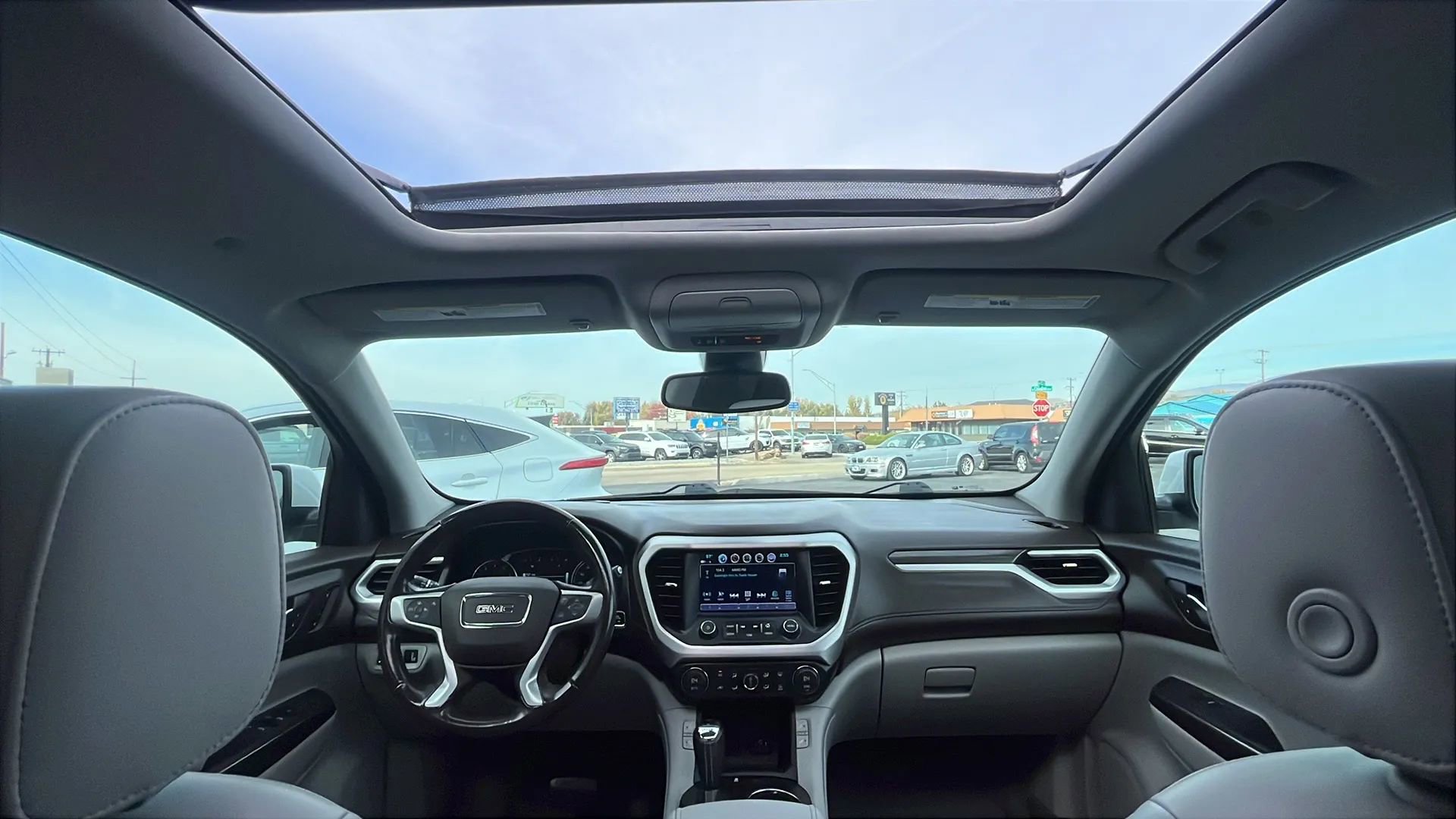 Used 2019 GMC Acadia SLT image 14