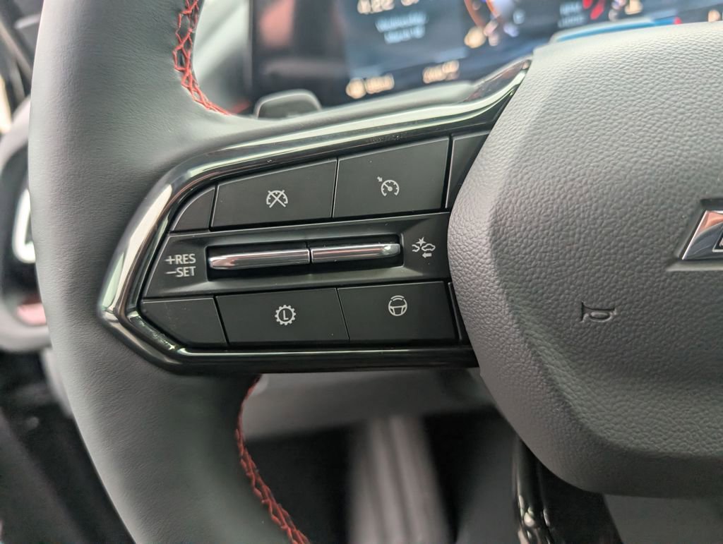 New 2026 Chevrolet Traverse RS AWD/4WD image 17