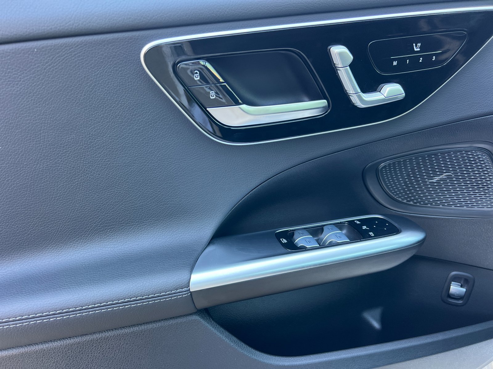 New 2026 Mercedes-Benz C 300 Sedan image 10