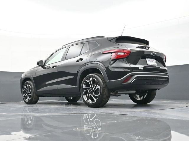 New 2026 Chevrolet Trax RS w/ Sunroof Package image 43