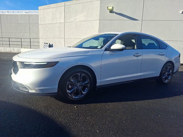 Used 2023 Honda Accord EX image 3