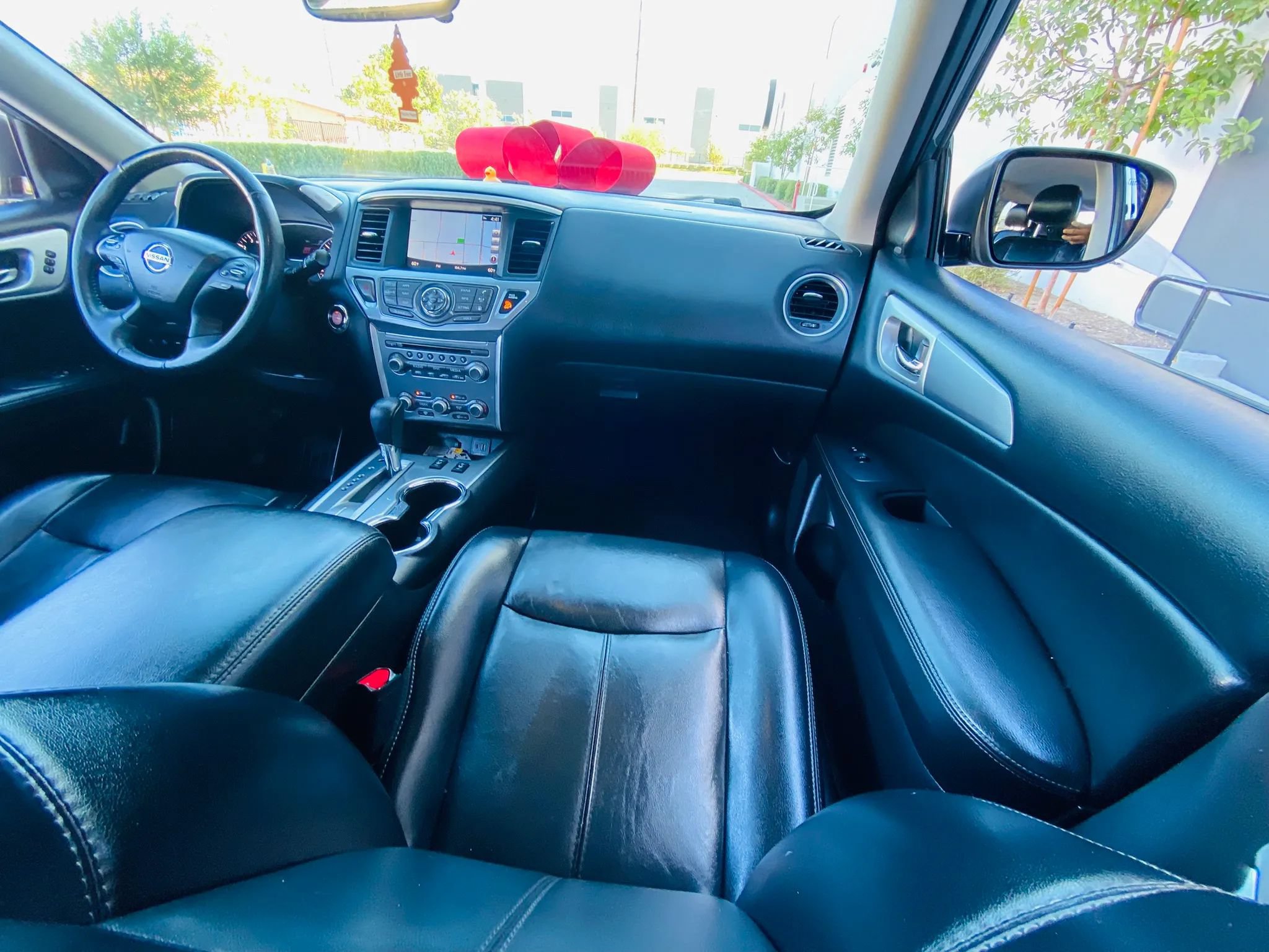 Used 2019 Nissan Pathfinder SL FWD image 26