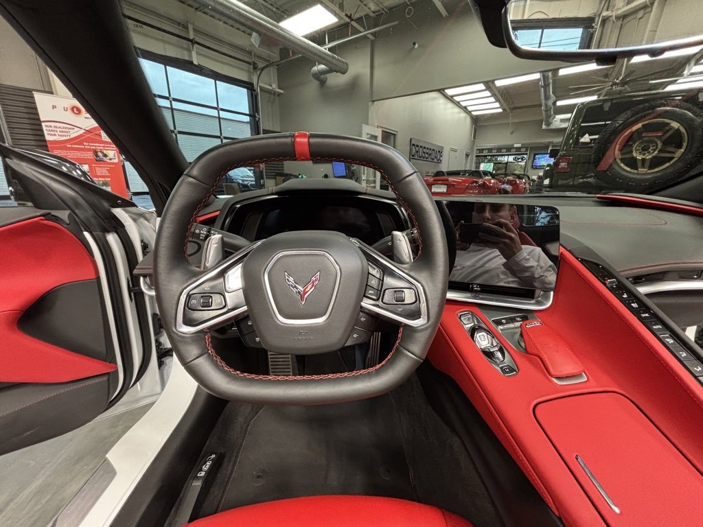 Used 2023 Chevrolet Corvette Stingray Preferred Conv w/ Z51 Performance Package image 9