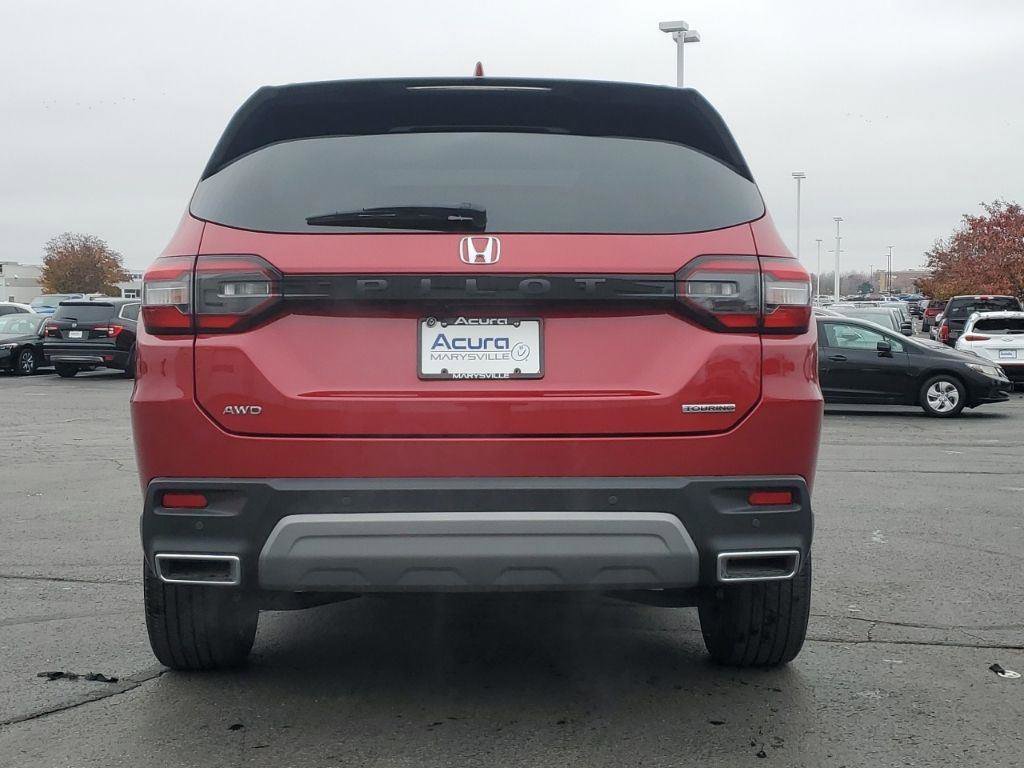 Used 2023 Honda Pilot Touring image 6