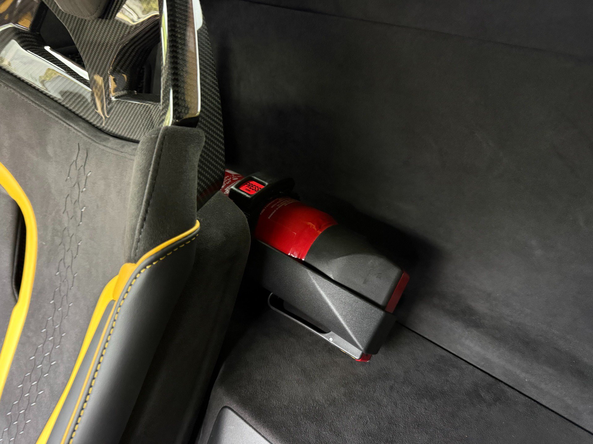 Used 2024 Lamborghini Huracan Tecnica RWD image 34