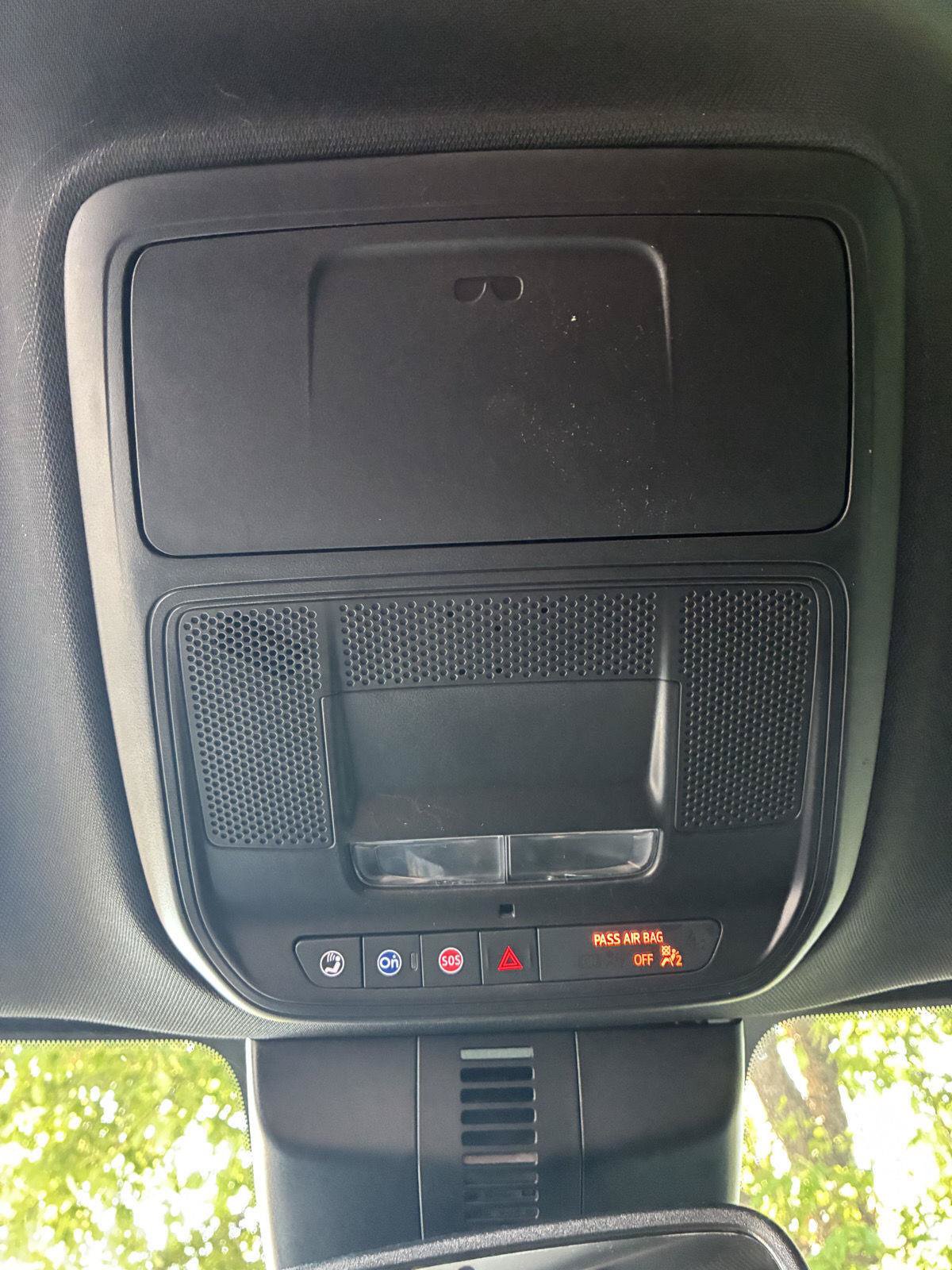 Used 2025 GMC Acadia Elevation AWD/4WD image 47