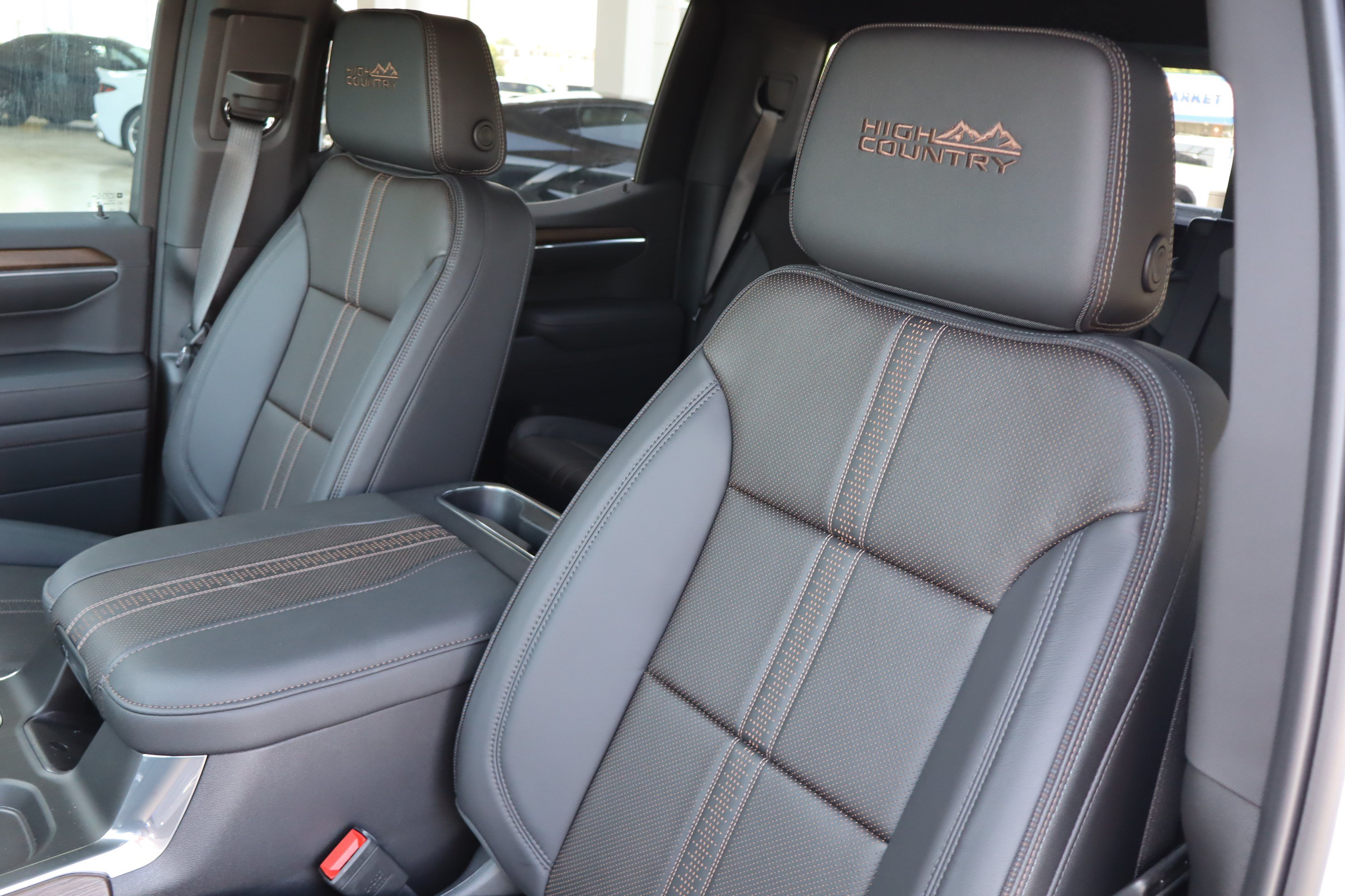 New 2026 Chevrolet Silverado 1500 High Country w/ High Country Premium Package AWD/4WD image 15