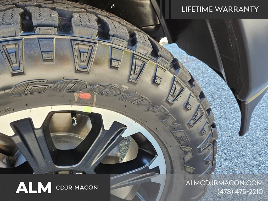New 2026 RAM 2500 Warlock AWD/4WD image 15
