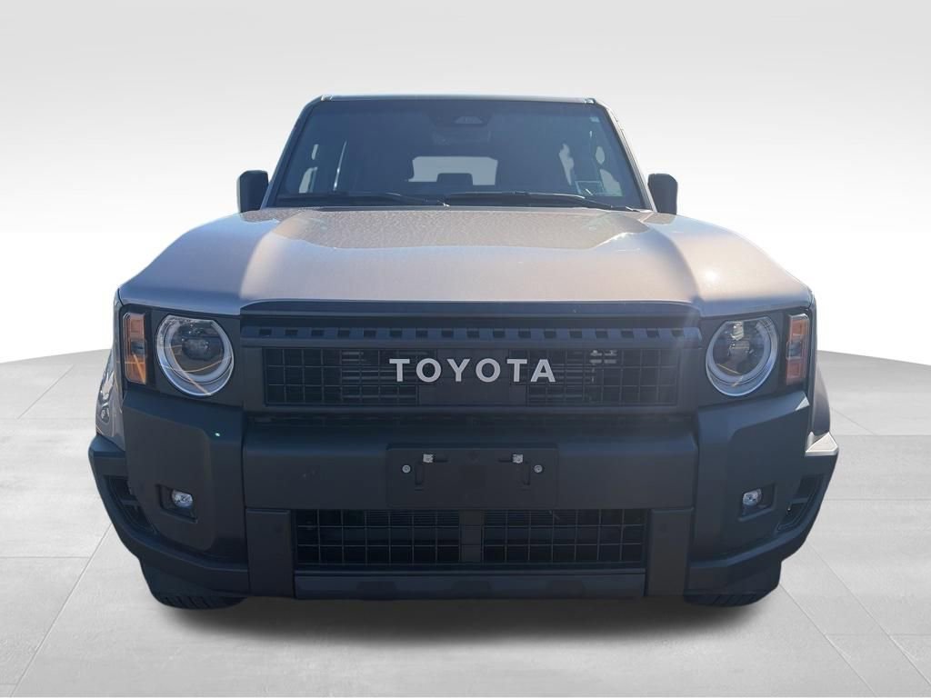 Used 2024 Toyota Land Cruiser 1958 image 2