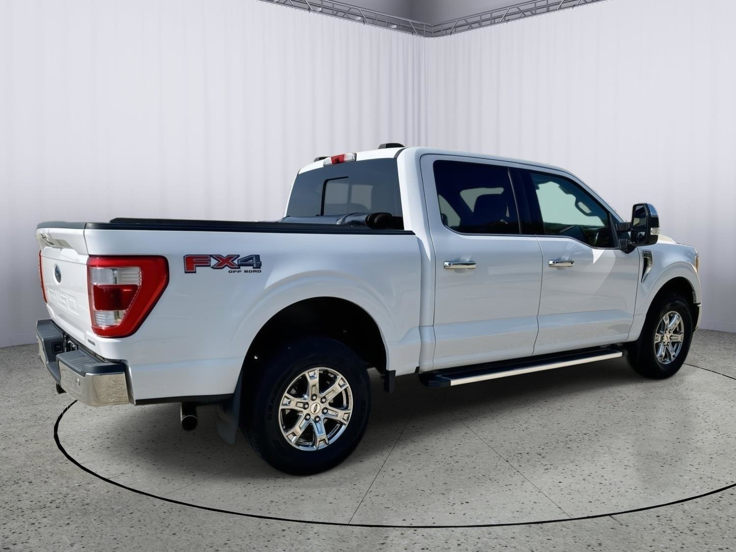 Used 2022 Ford F150 Lariat AWD/4WD image 6