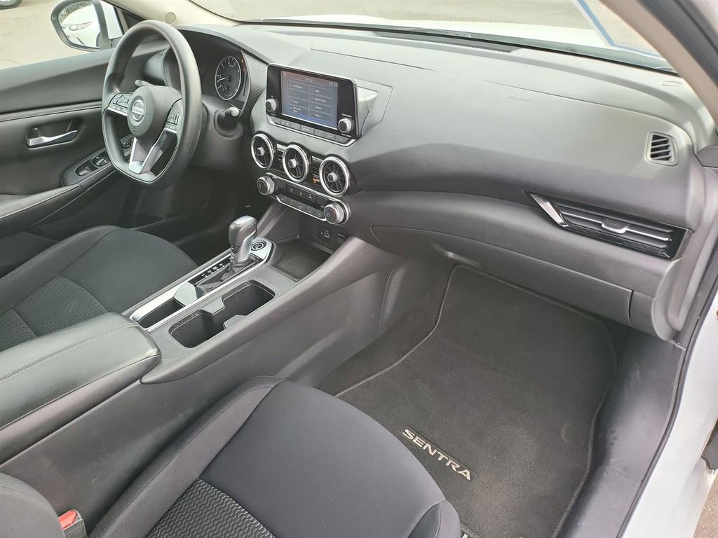 Used 2020 Nissan Sentra S image 19