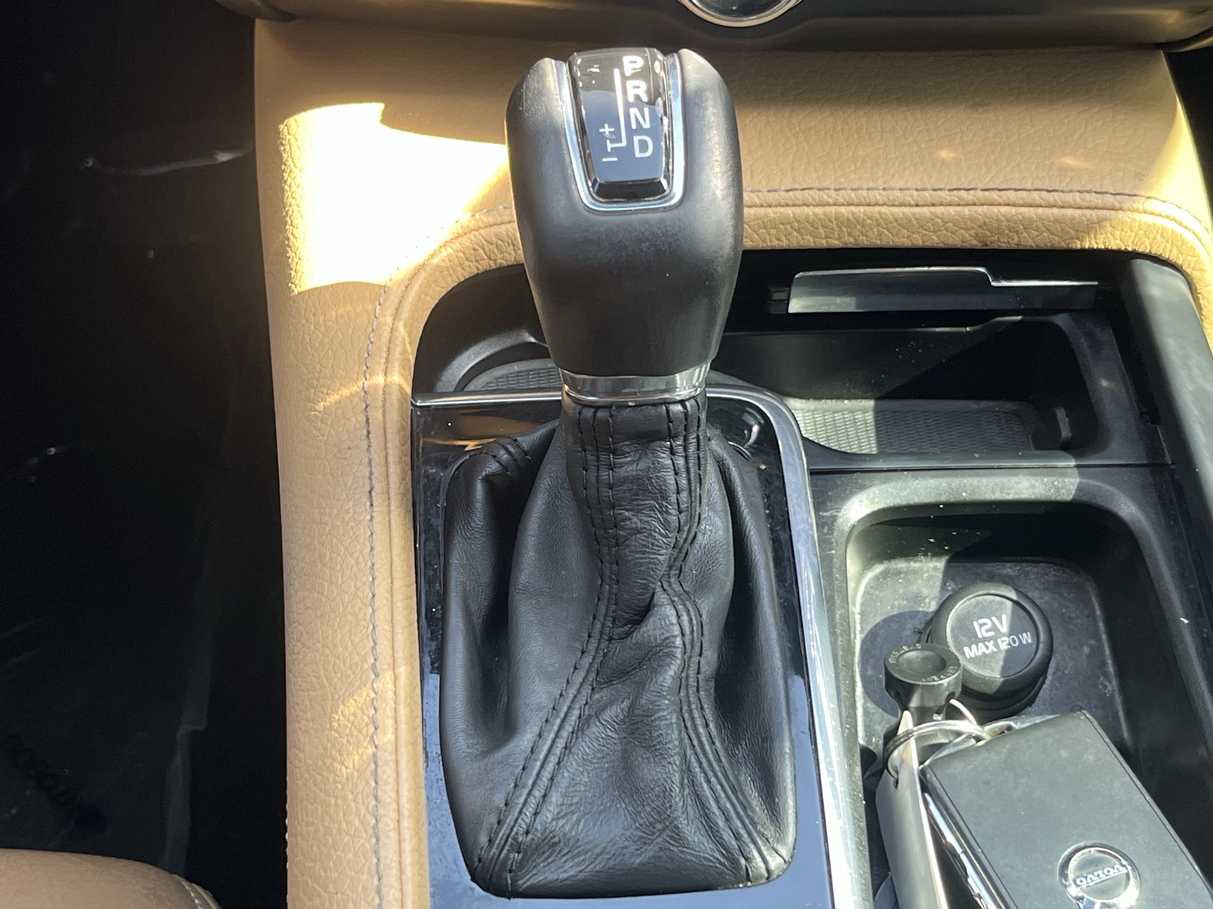 Used 2018 Volvo S90 T5 Momentum w/ Convenience Package FWD image 22