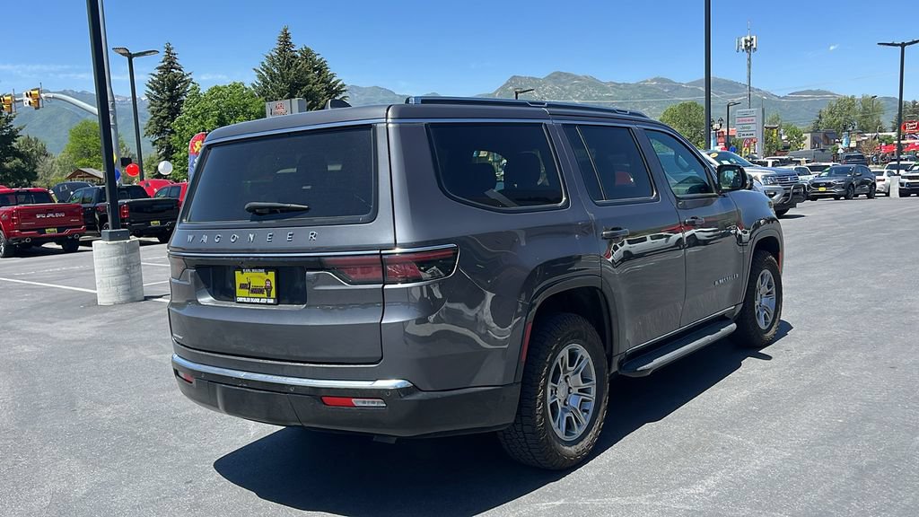 Used 2023 Jeep Wagoneer 4WD w/ Convenience Group I image 5